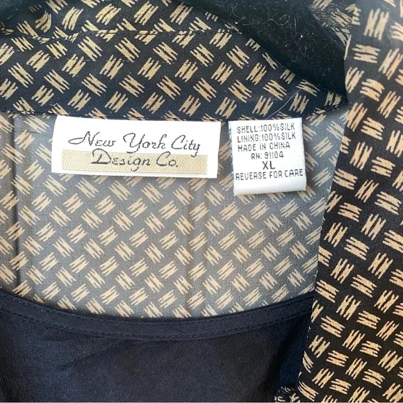 New York City Design Company Chic Black and Tan Button-Up Blouse 100% Silk XL - Picture 2 of 11